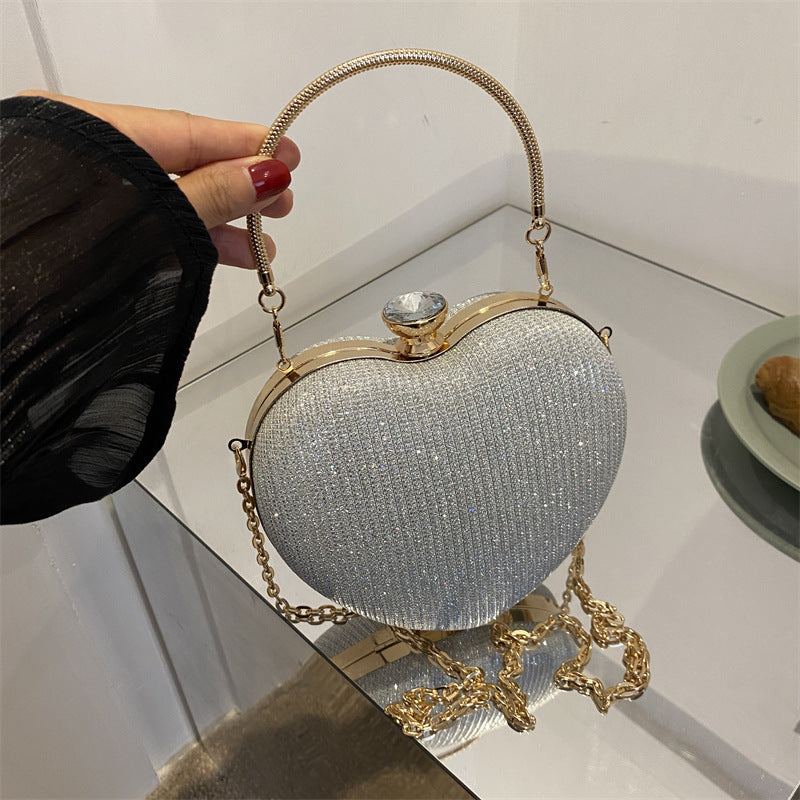 Clutch Ravelle Heart
