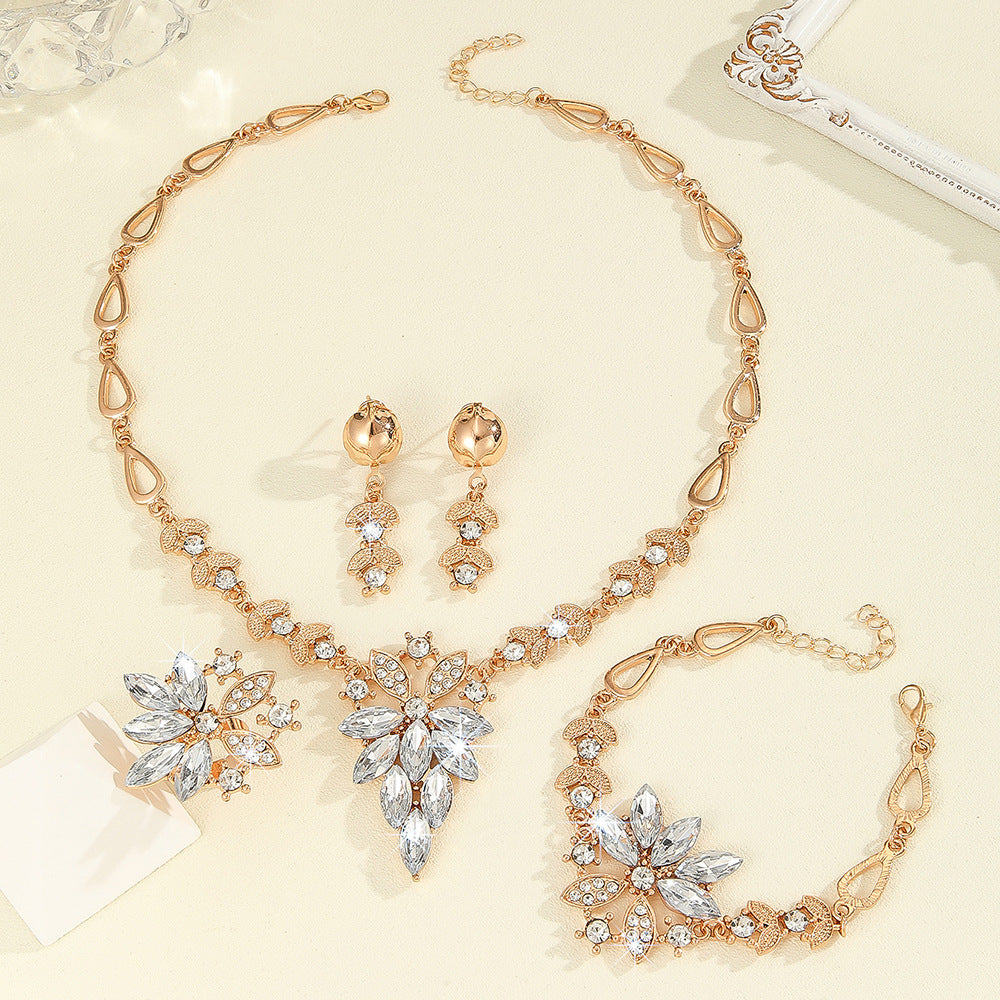 Women's Fashion Horse Eye Ornament Four-piece Set