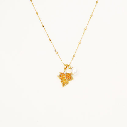 Retro Gradient Crystal Maple Leaf Pearl Necklace
